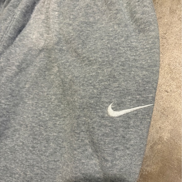 Nike Gray Cuffed Joggers - Picture 3 of 5